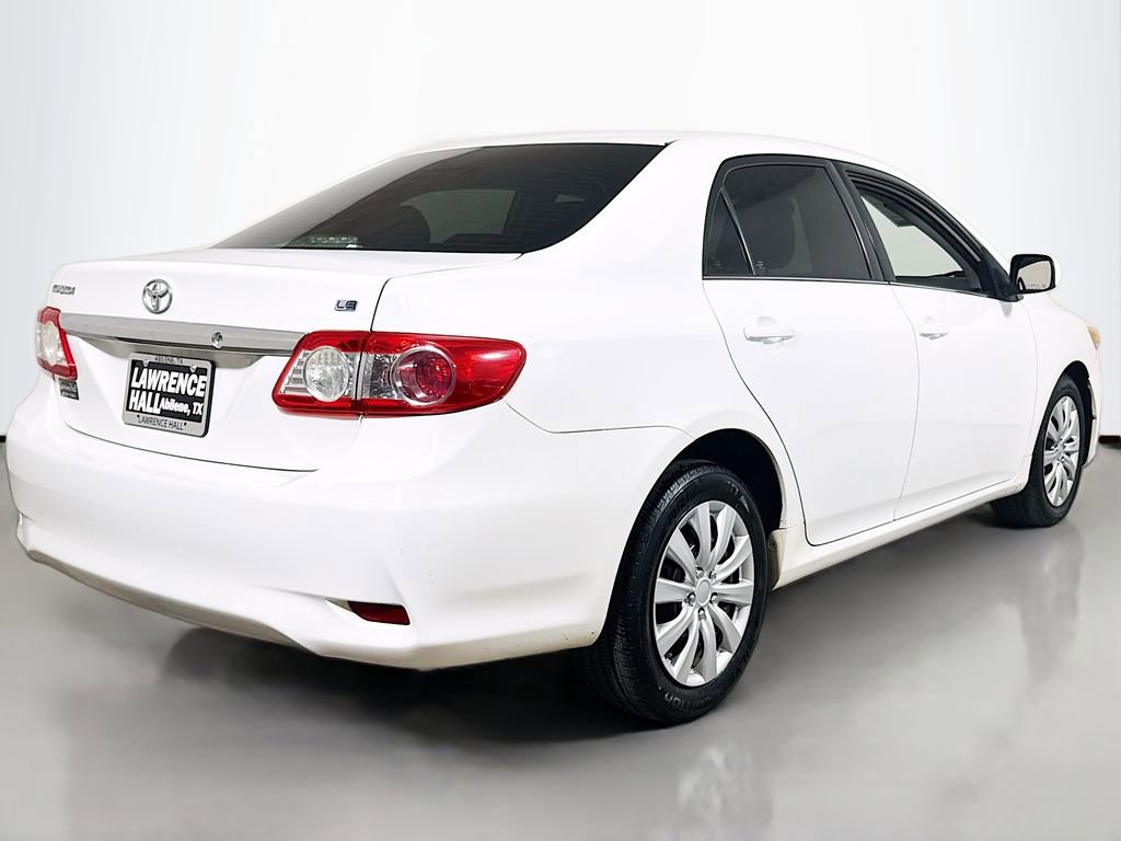 Used 2013 Toyota Corolla LE FWD image 4
