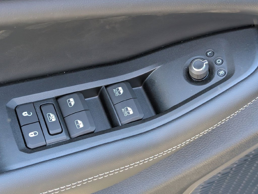 New 2026 Jeep Grand Cherokee Laredo X AWD/4WD image 10