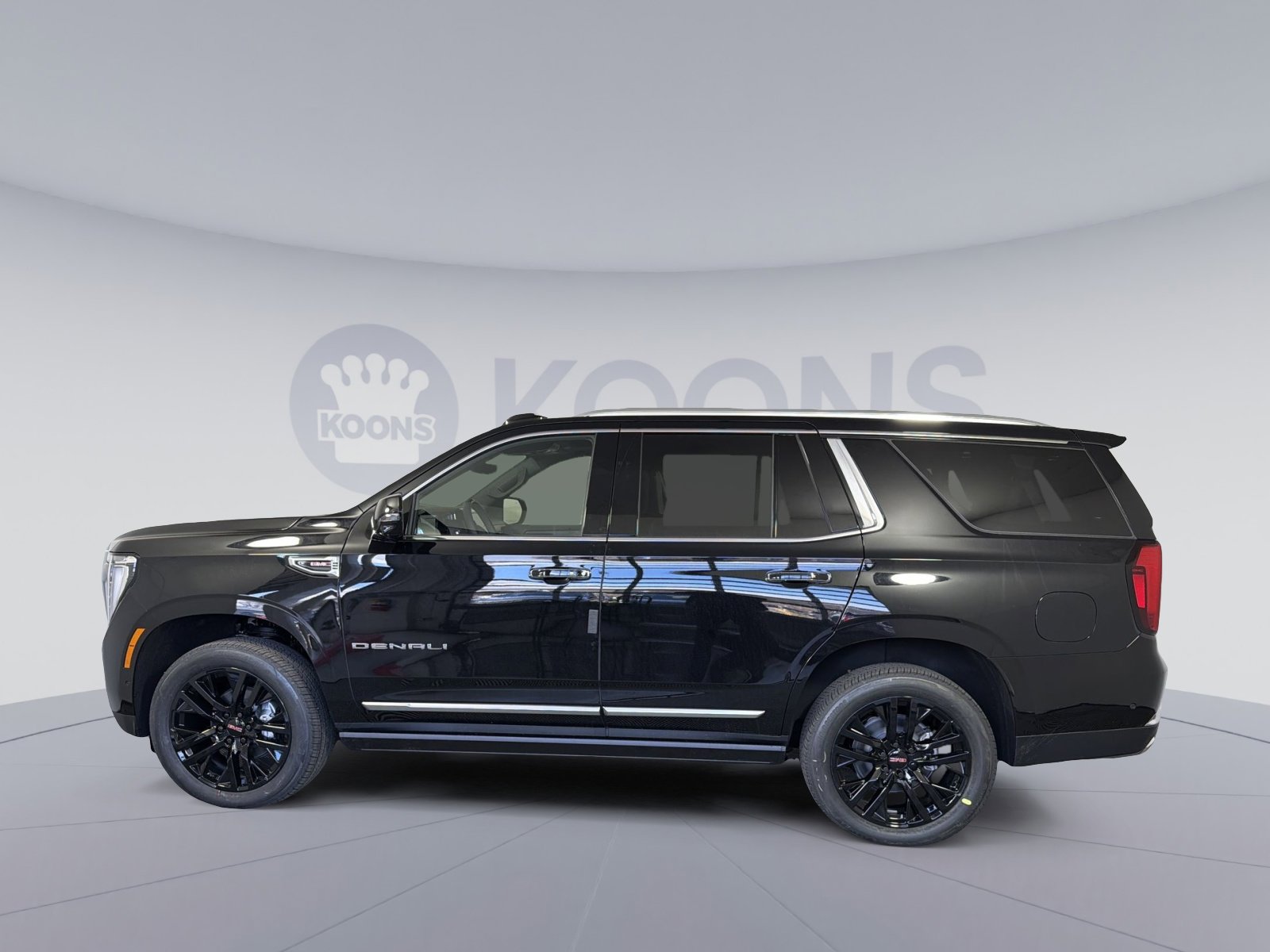 New 2026 GMC Yukon Denali w/ Denali Reserve Package image 2