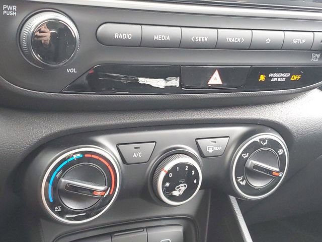 New 2026 Hyundai Venue SE FWD image 26