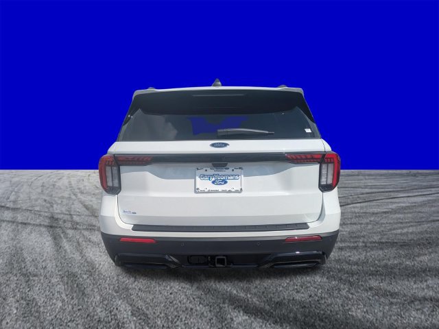 New 2026 Ford Explorer ST-Line w/ ST-Line Street Pack RWD image 5