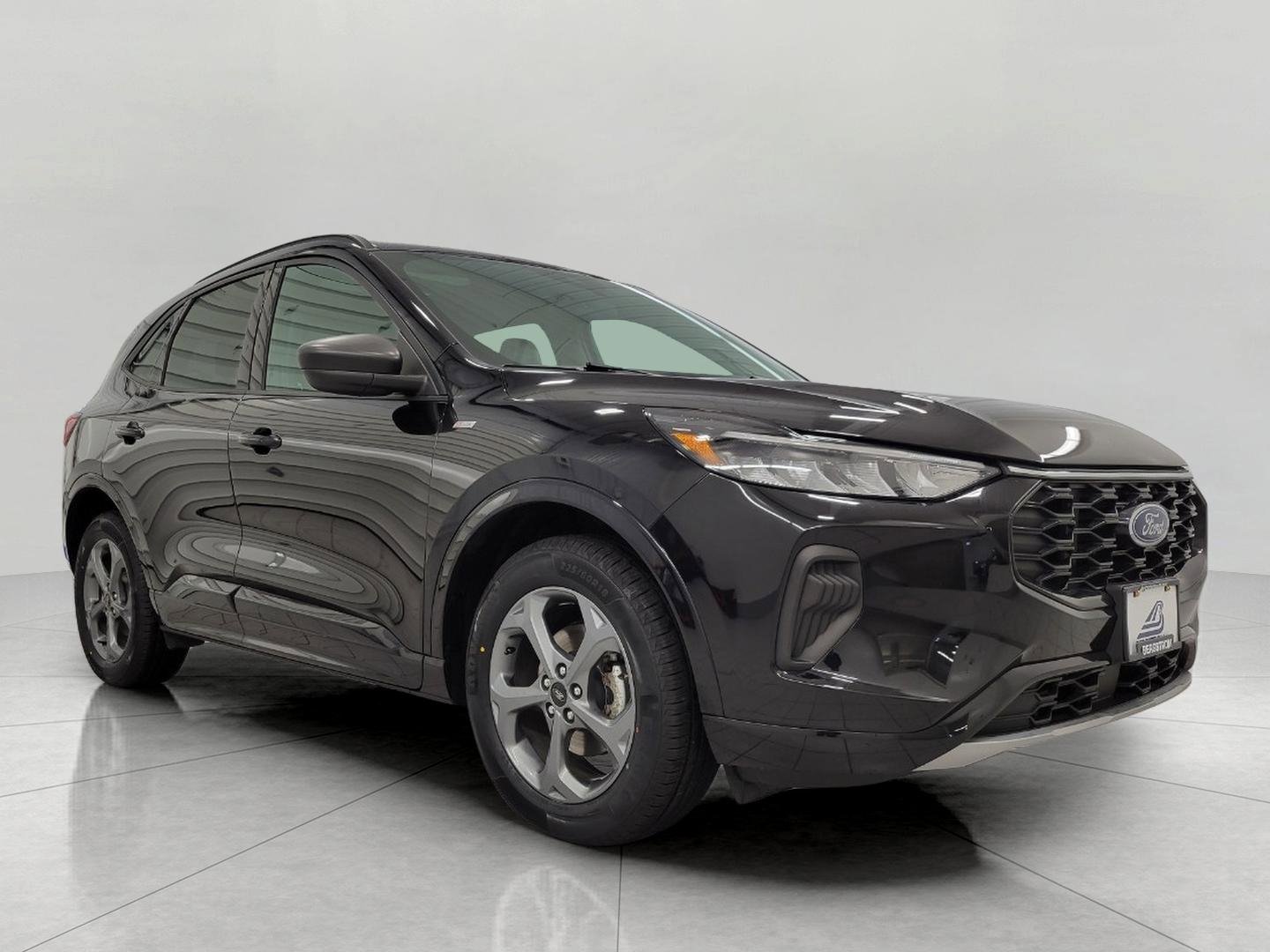 Used 2023 Ford Escape ST-Line w/ Tech Pack #1