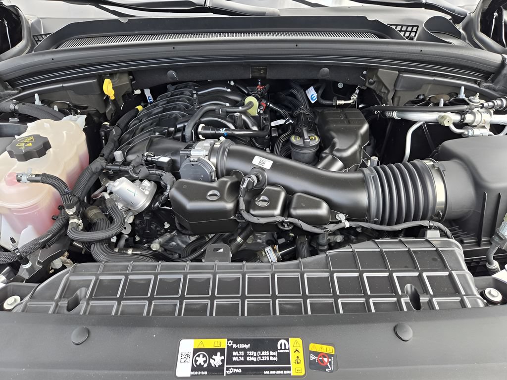 Used 2023 Jeep Grand Cherokee L Laredo w/ Luxury Tech Group I AWD/4WD image 26