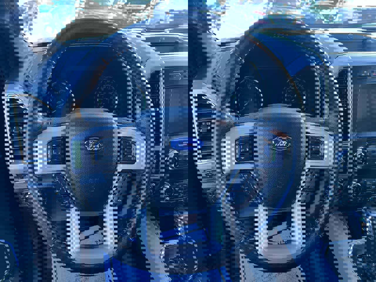 Used 2019 Ford F150 Lariat w/ Equipment Group 502A Luxury image 14