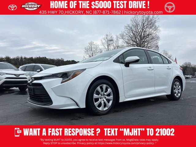 Used 2024 Toyota Corolla LE image 1