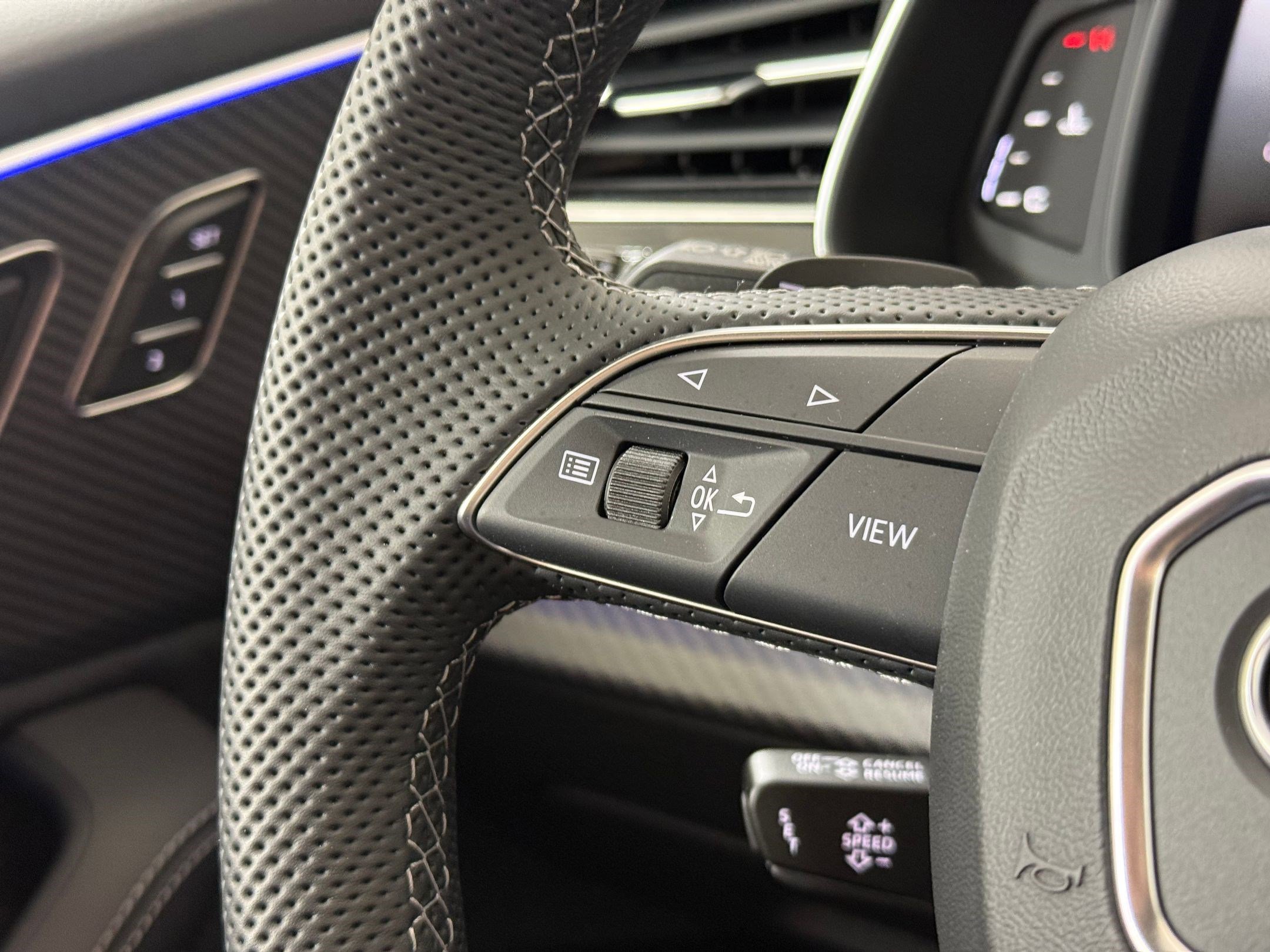 New 2026 Audi SQ7 Premium Plus image 16