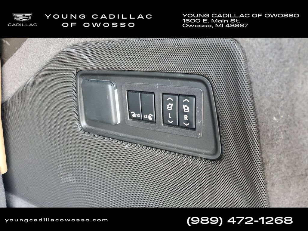 Certified 2023 Cadillac Escalade Premium Luxury w/ Performance Package AWD/4WD image 33