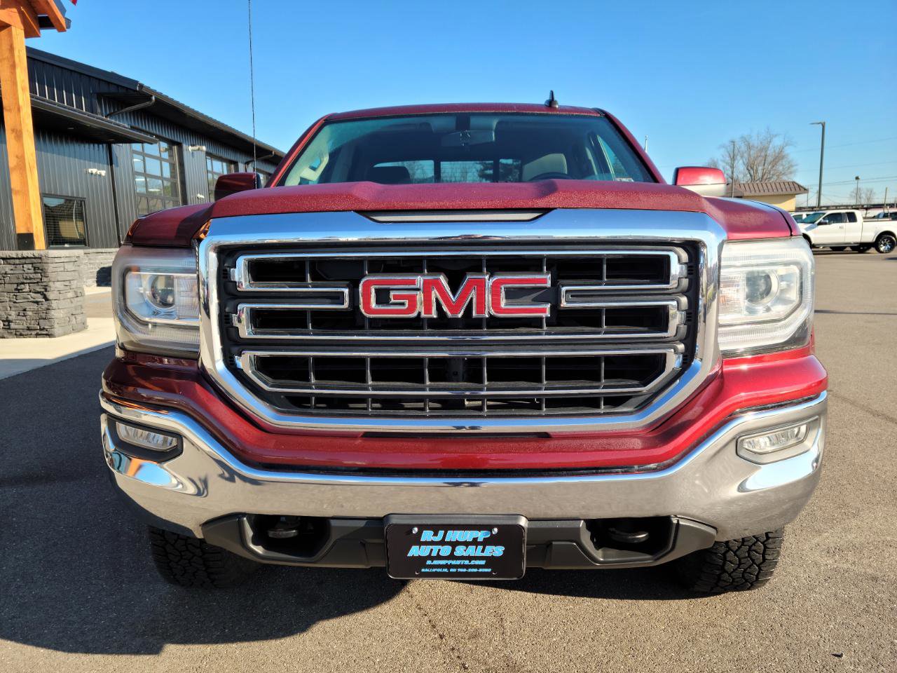 Used 2017 GMC Sierra 1500 SLE w/ SLE Value Package image 2