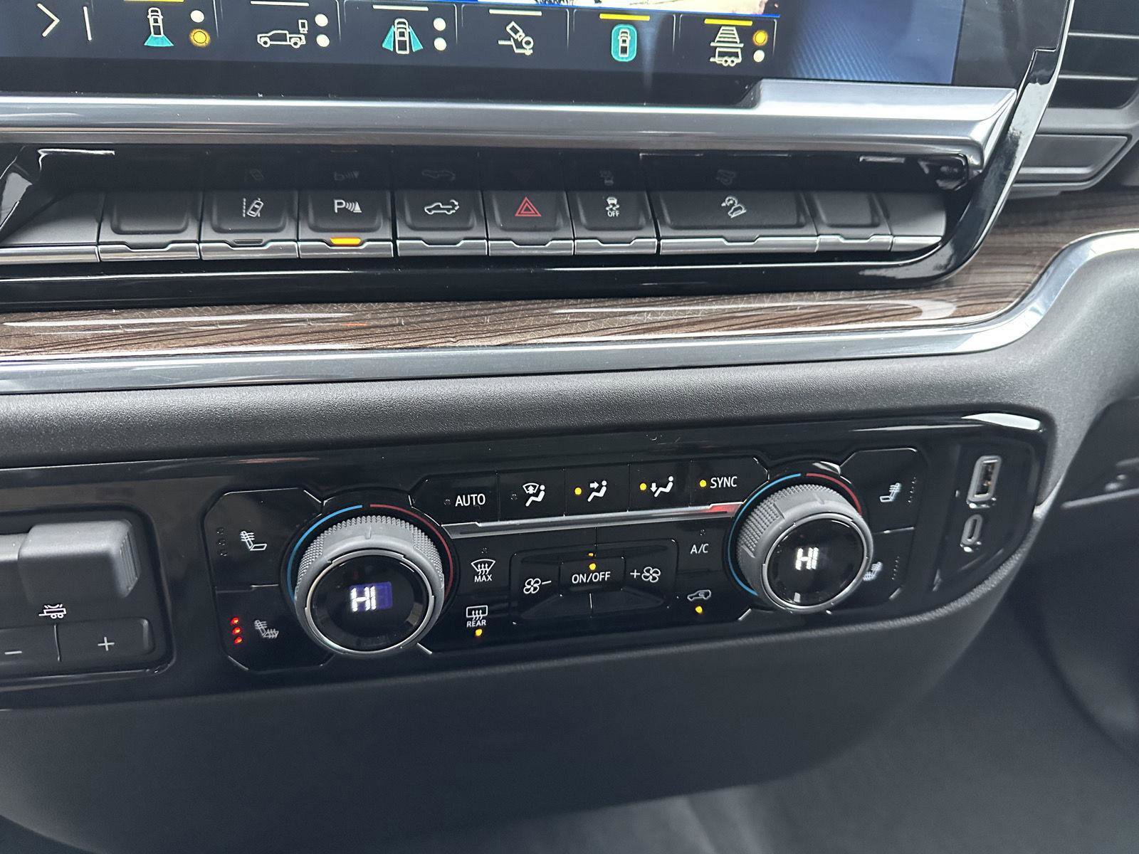 Used 2024 Chevrolet Silverado 3500 LT w/ All Star Edition image 31