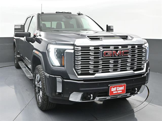 Used 2024 GMC Sierra 2500 Denali w/ Max Trailering Package AWD/4WD image 3