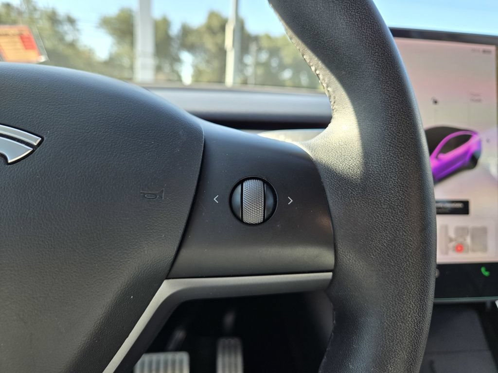 Used 2021 Tesla Model Y Performance AWD/4WD image 19