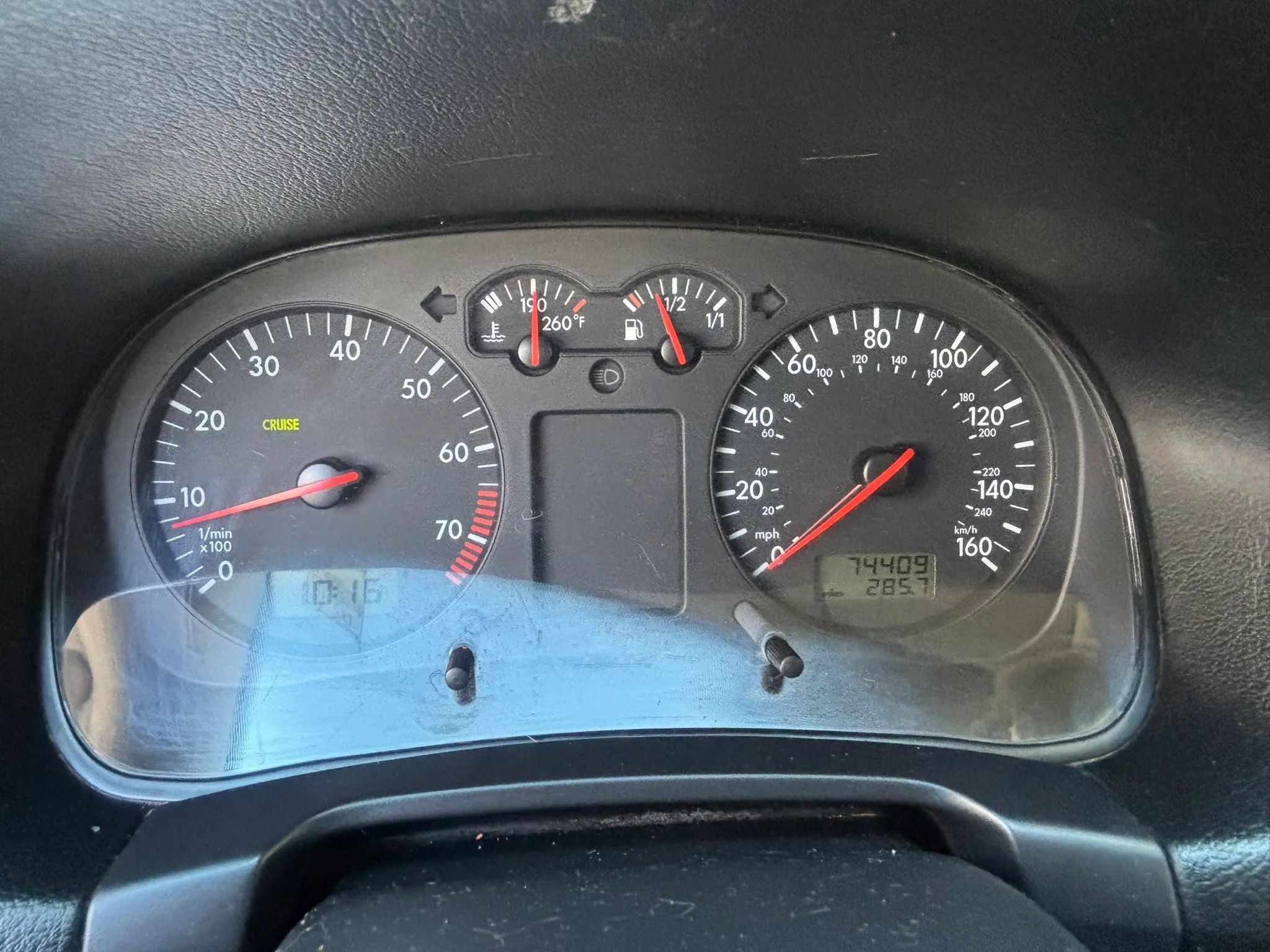 Used 2004 Volkswagen GTI 1.8T FWD image 32