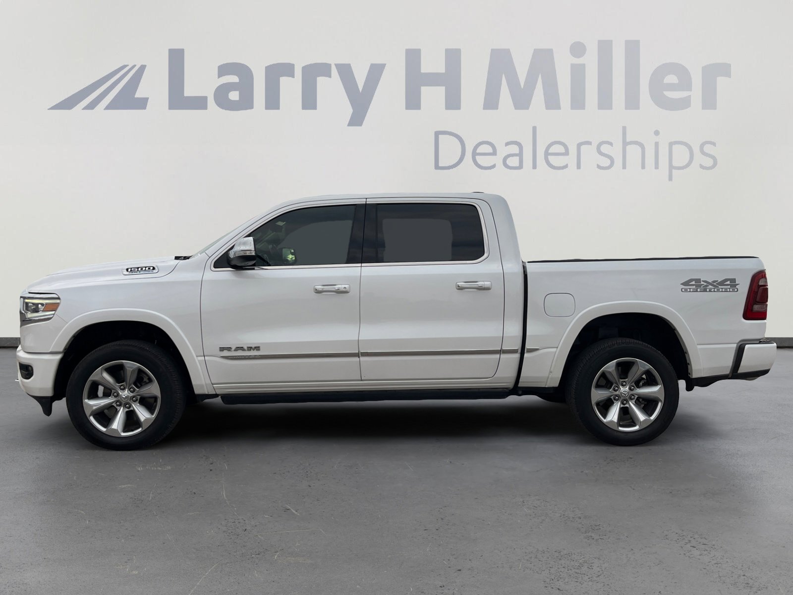Used 2021 RAM 1500 Limited image 2