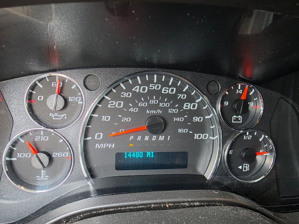 Certified 2024 Chevrolet Express 2500 w/ Driver Convenience Package image 16