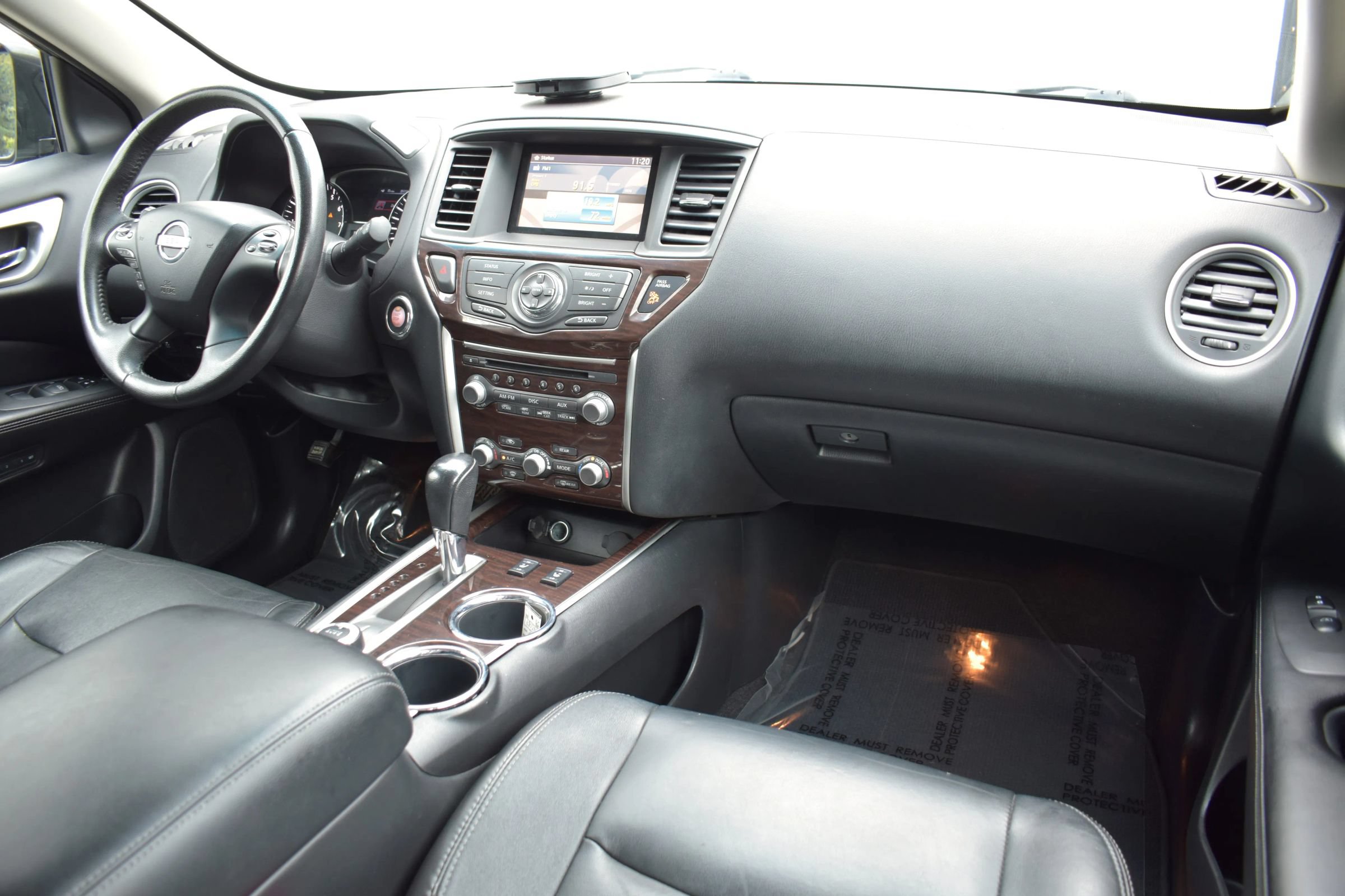Used 2013 Nissan Pathfinder SL w/ Cargo Pkg AWD/4WD image 12