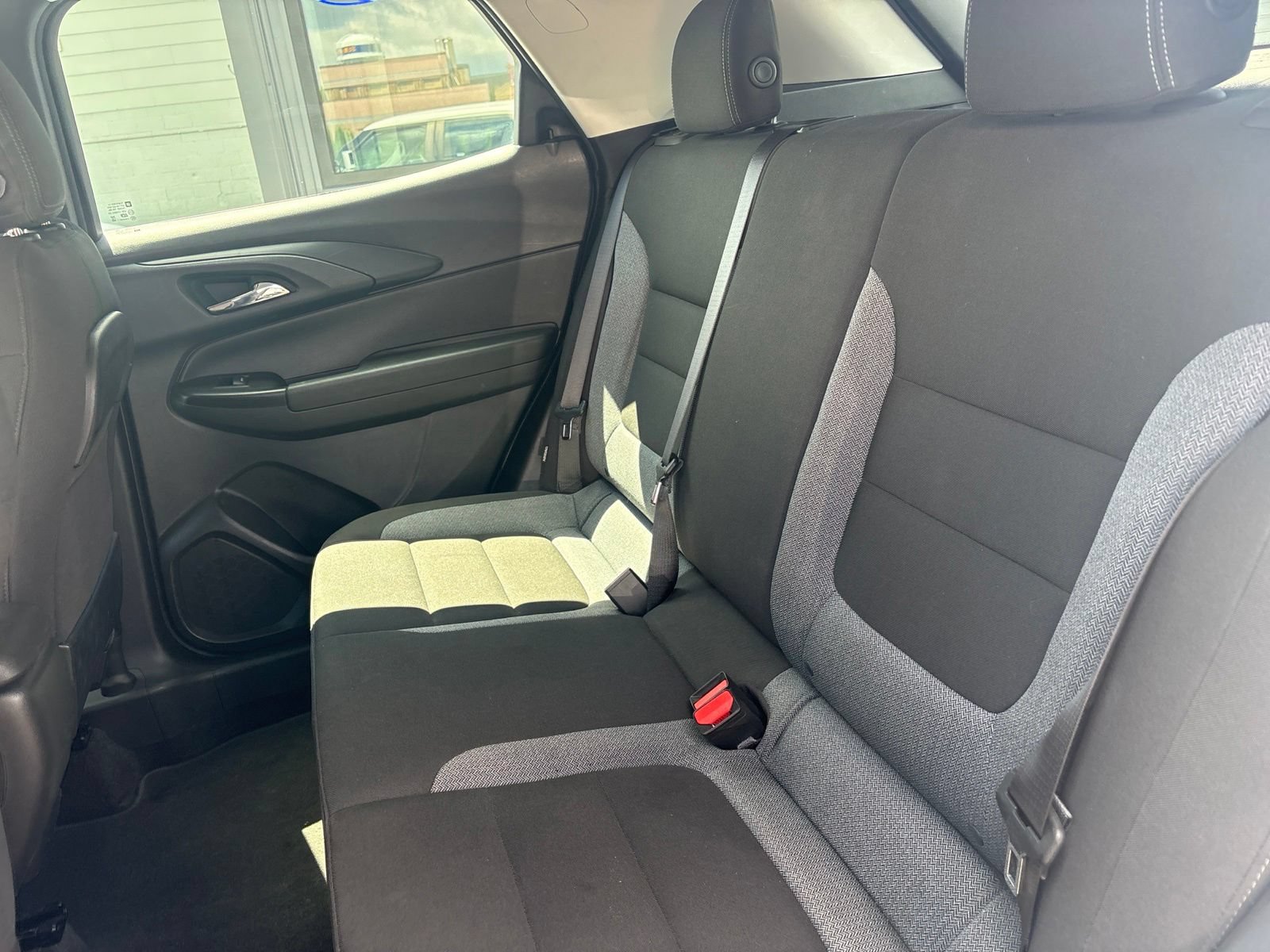 Used 2022 Chevrolet TrailBlazer LS FWD image 12