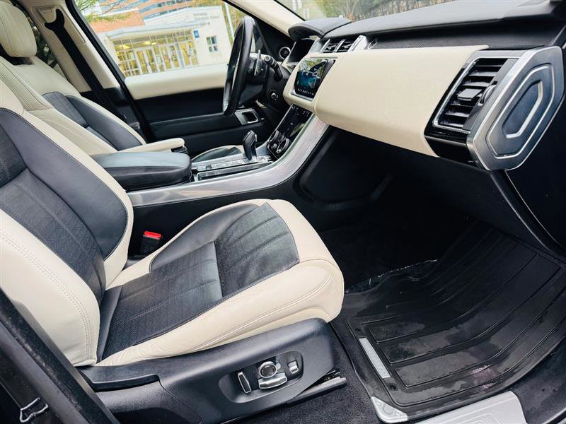 Used 2019 Land Rover Range Rover Sport HSE Dynamic image 33