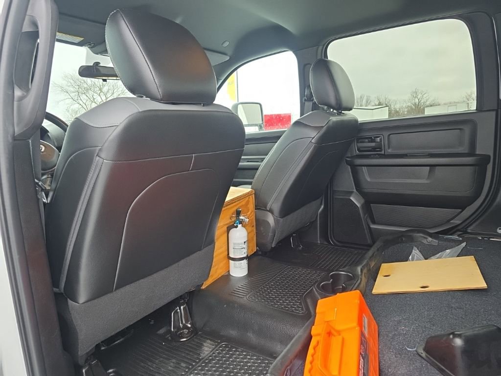 Used 2024 RAM 3500 Tradesman image 27