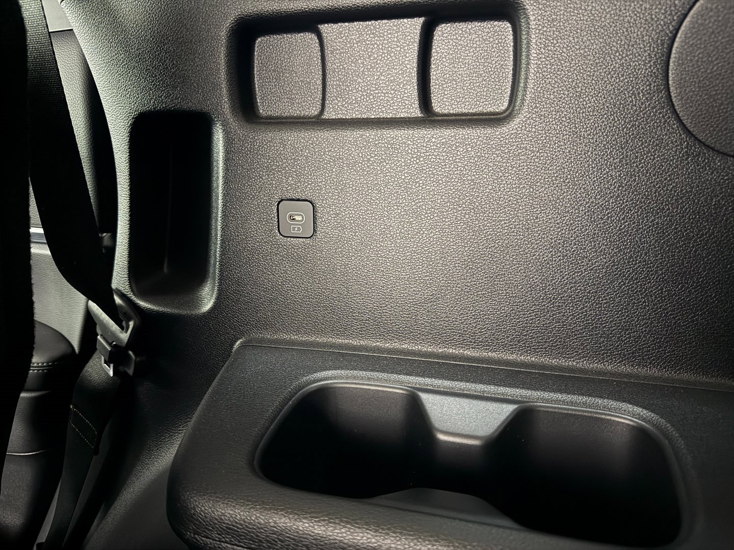 Used 2025 Kia Telluride EX image 54