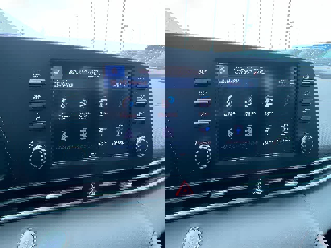 Used 2023 Hyundai Elantra Blue image 18