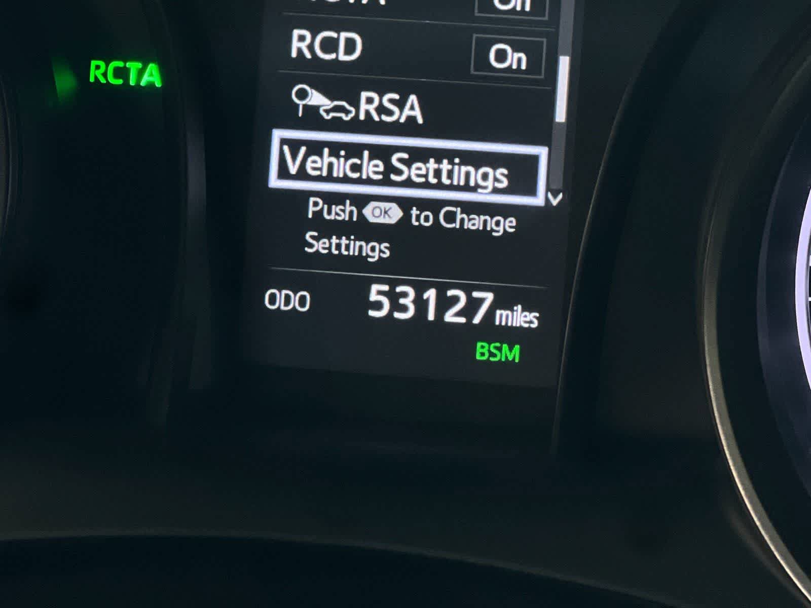 Used 2021 Toyota Camry SE w/ Convenience Package FWD image 25