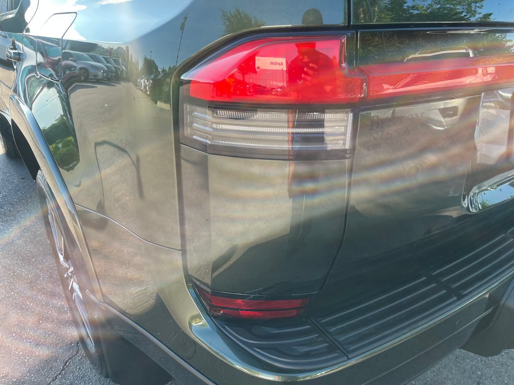 Used 2025 Lexus GX 550 w/ Accessory Package (2T) AWD/4WD image 38