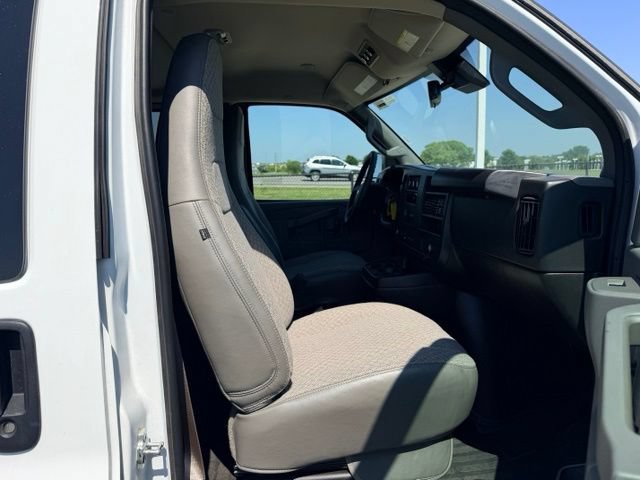 Certified 2025 Chevrolet Express 2500 w/ Driver Convenience Package RWD image 10