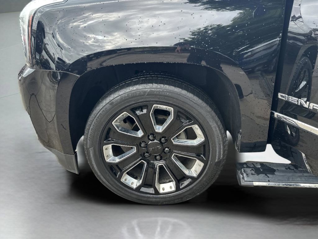 Used 2019 GMC Yukon Denali w/ Denali Ultimate Package image 26