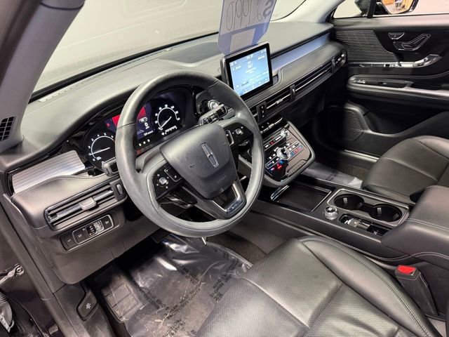 Used 2022 Lincoln Corsair AWD w/ Premium Package image 18