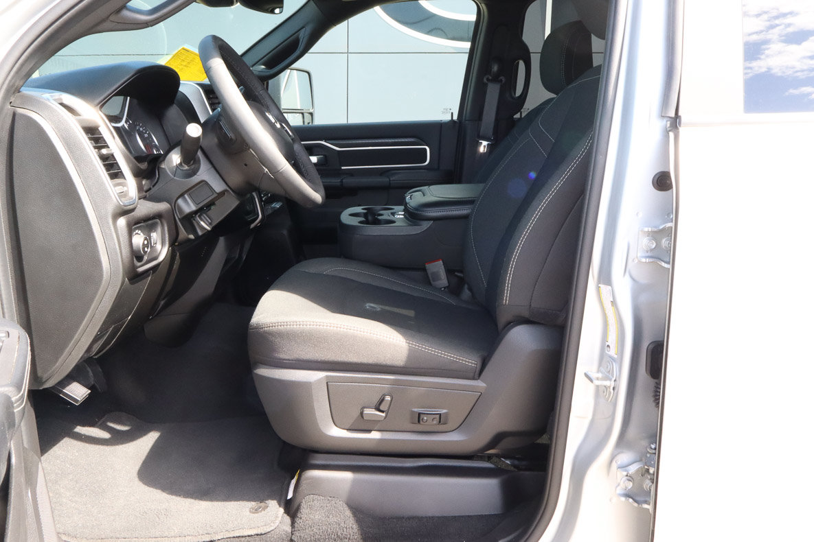 Used 2026 RAM 2500 Big Horn AWD/4WD image 7