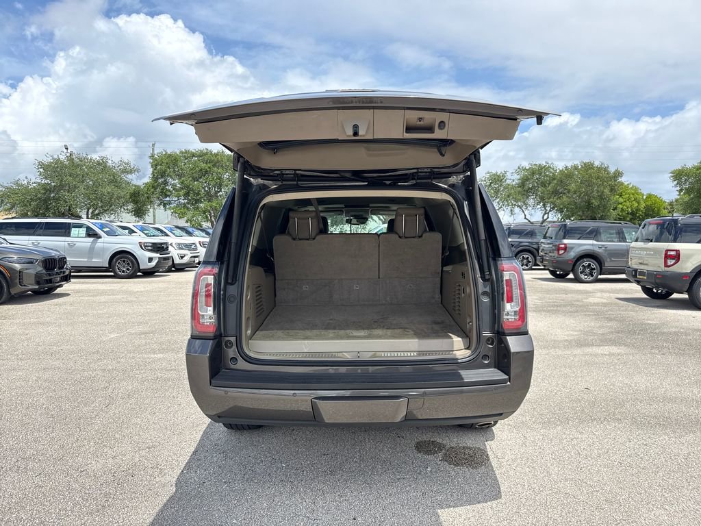 Used 2019 GMC Yukon XL SLT w/ Premium Edition RWD image 31