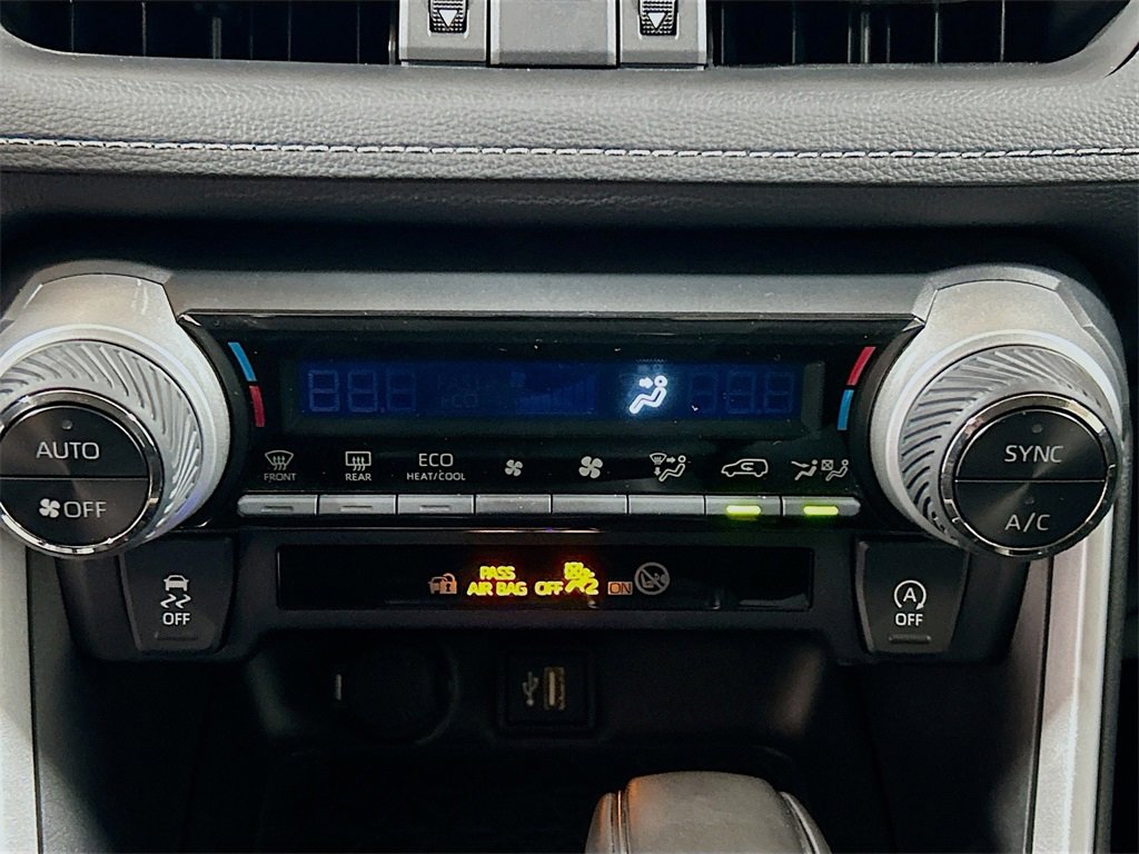 Used 2025 Toyota RAV4 XLE Premium image 13