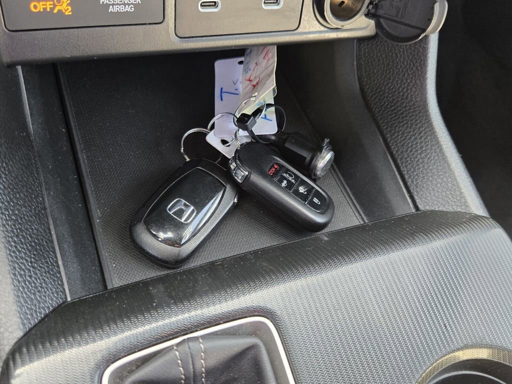 Used 2025 Honda Civic Sport image 18