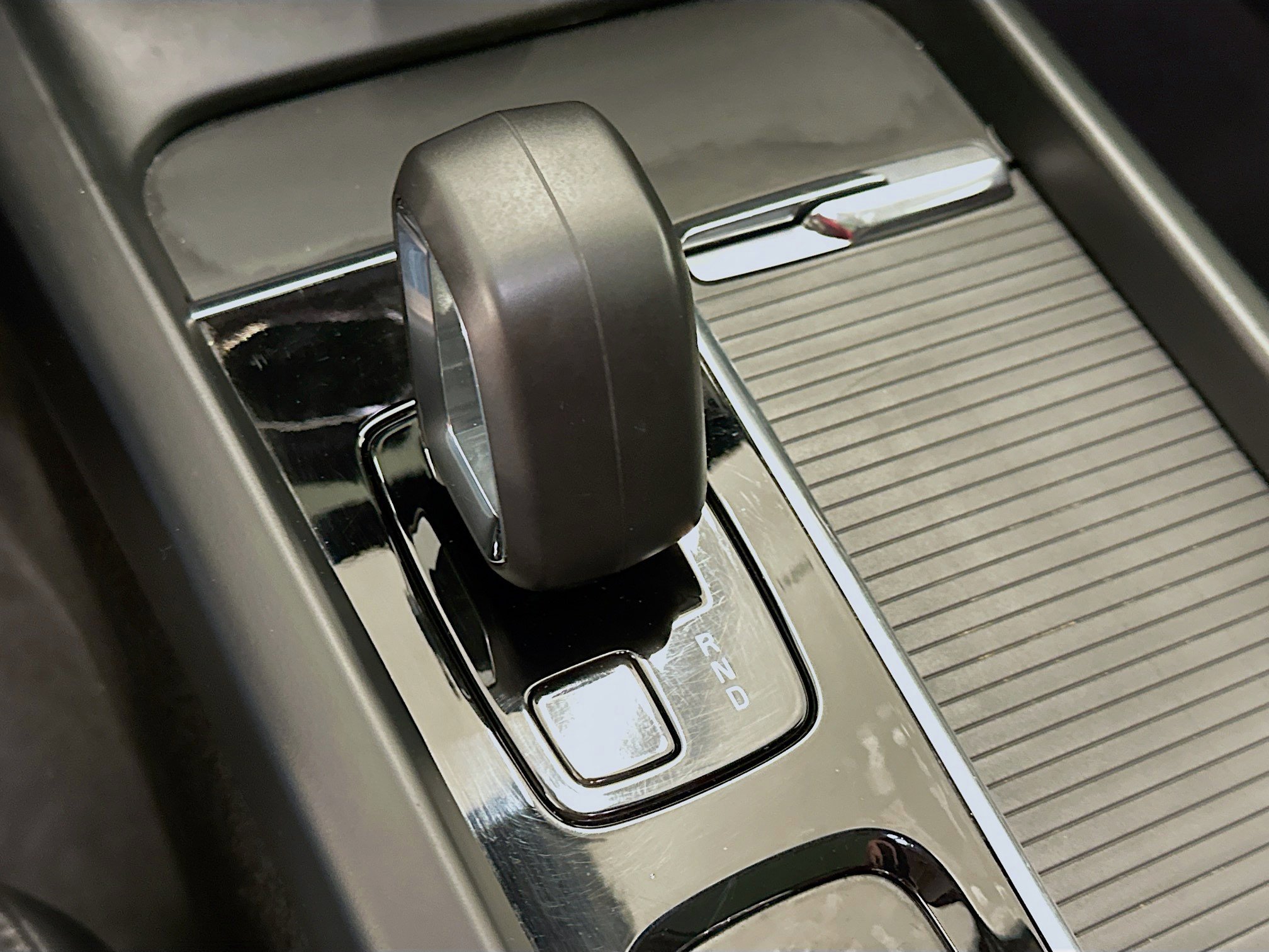 Used 2023 Volvo XC60 B5 Core image 25