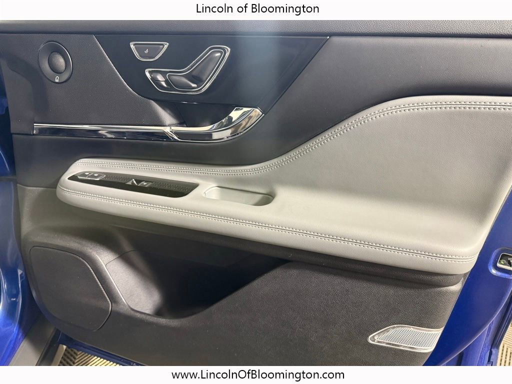 Used 2020 Lincoln Corsair Reserve w/ Equipment Group 202A AWD/4WD image 19