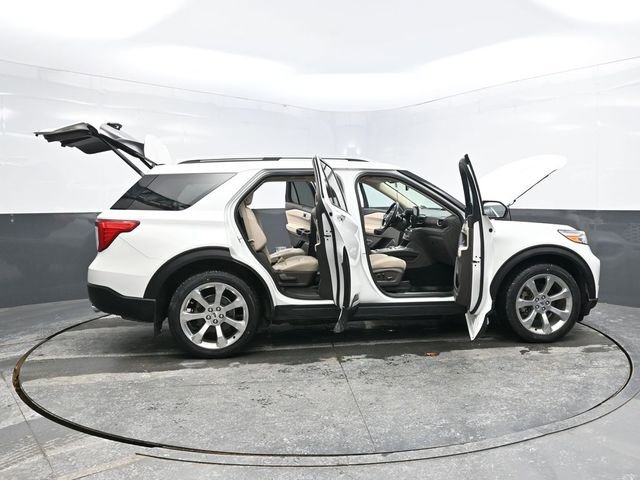Used 2020 Ford Explorer Platinum w/ Premium Technology Package image 43
