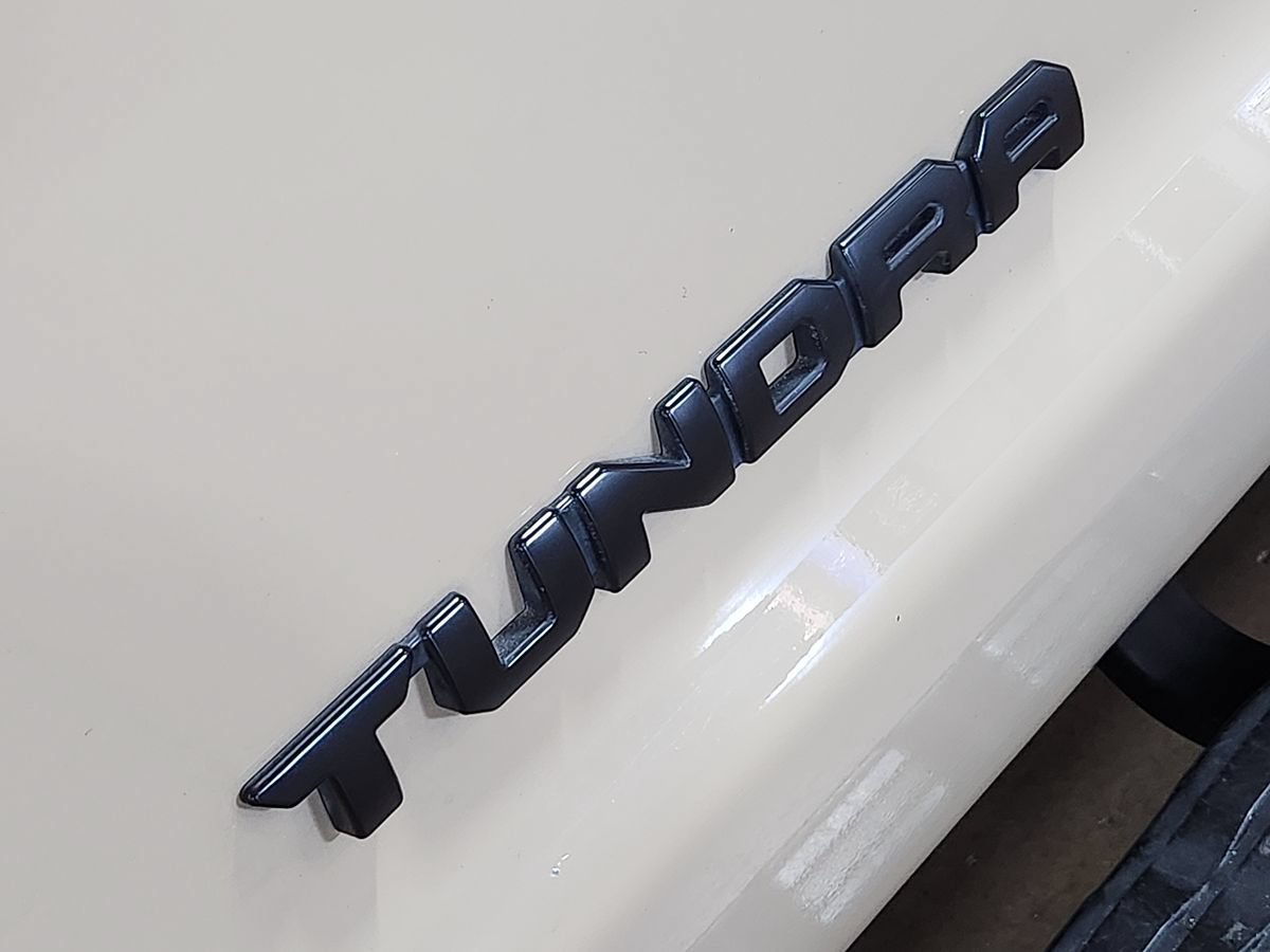 Used 2020 Toyota Tundra SR5 w/ SR5 Leather Package AWD/4WD image 25