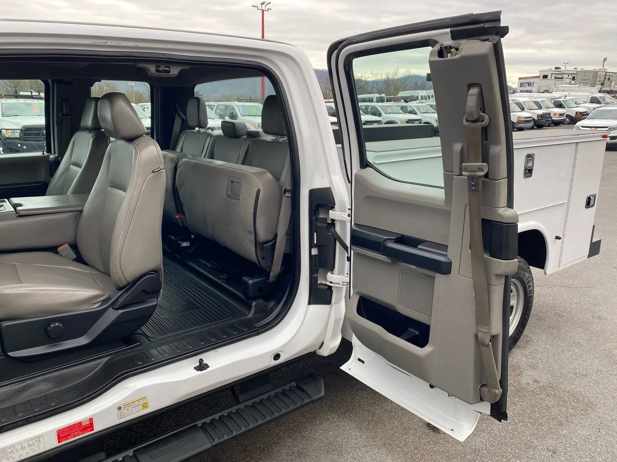 Used 2017 Ford F250 XL AWD/4WD image 24