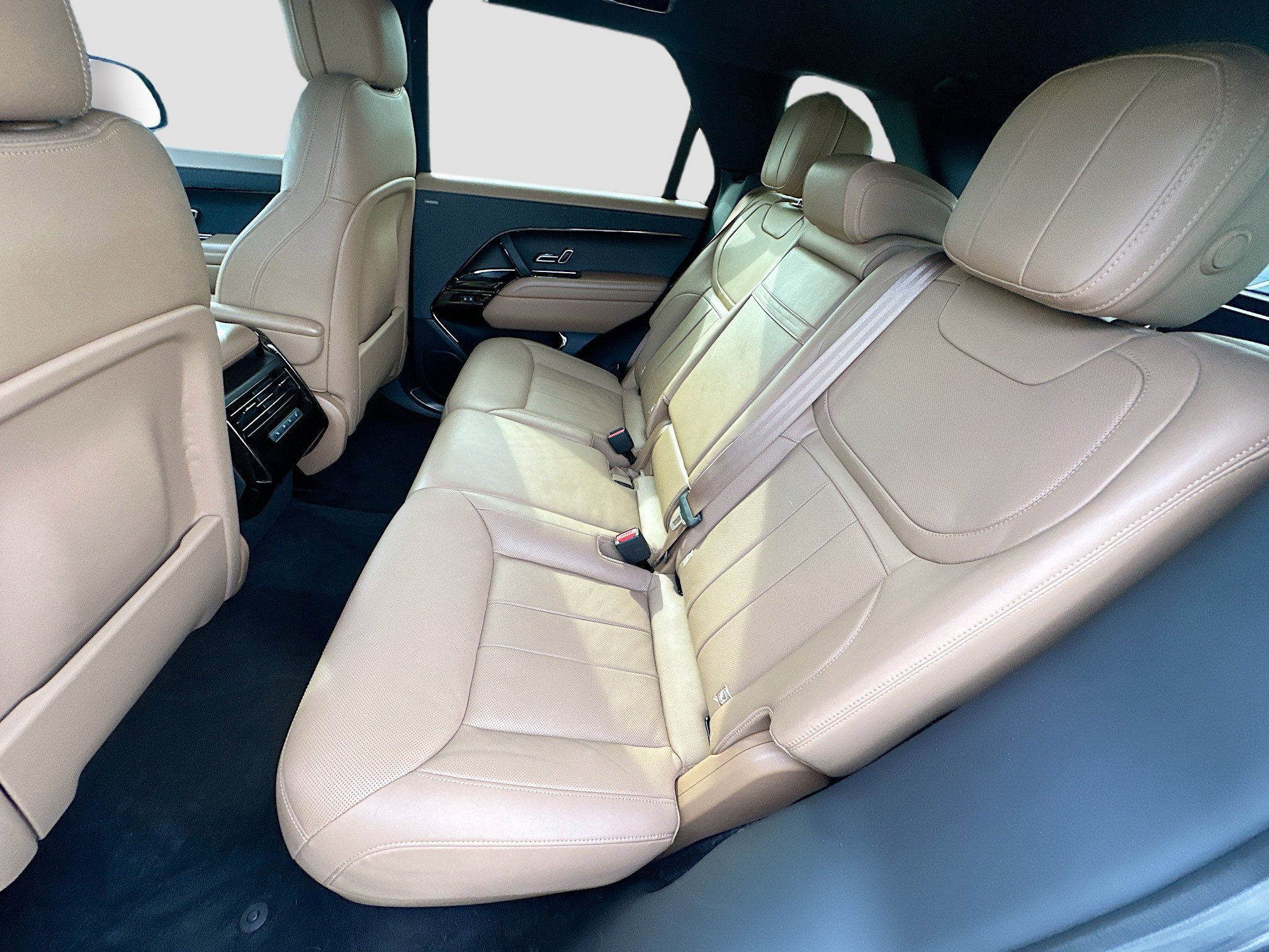 Used 2023 Land Rover Range Rover Sport SE image 21