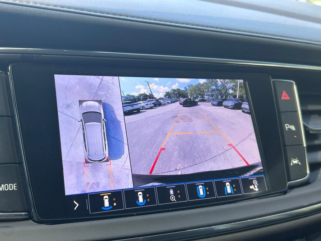 Used 2021 Buick Enclave Avenir w/ Avenir Technology Package FWD image 19