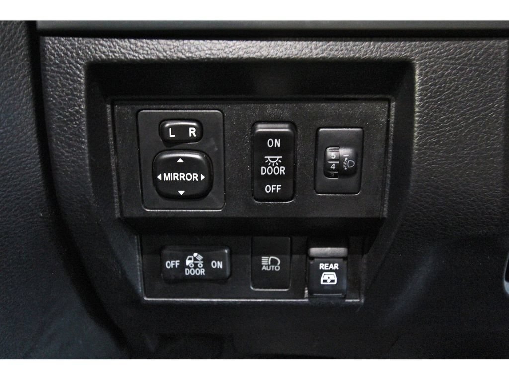 Used 2019 Toyota Tundra TRD Pro AWD/4WD image 18