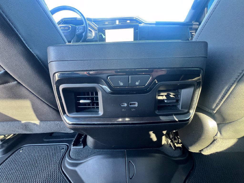 Used 2022 GMC Sierra 1500 AT4 w/ AT4 Preferred Package AWD/4WD image 36