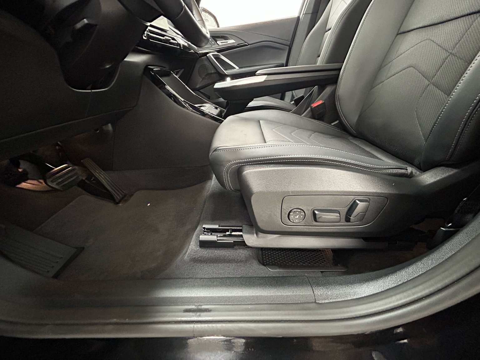 Used 2025 BMW X1 xDrive28i image 29