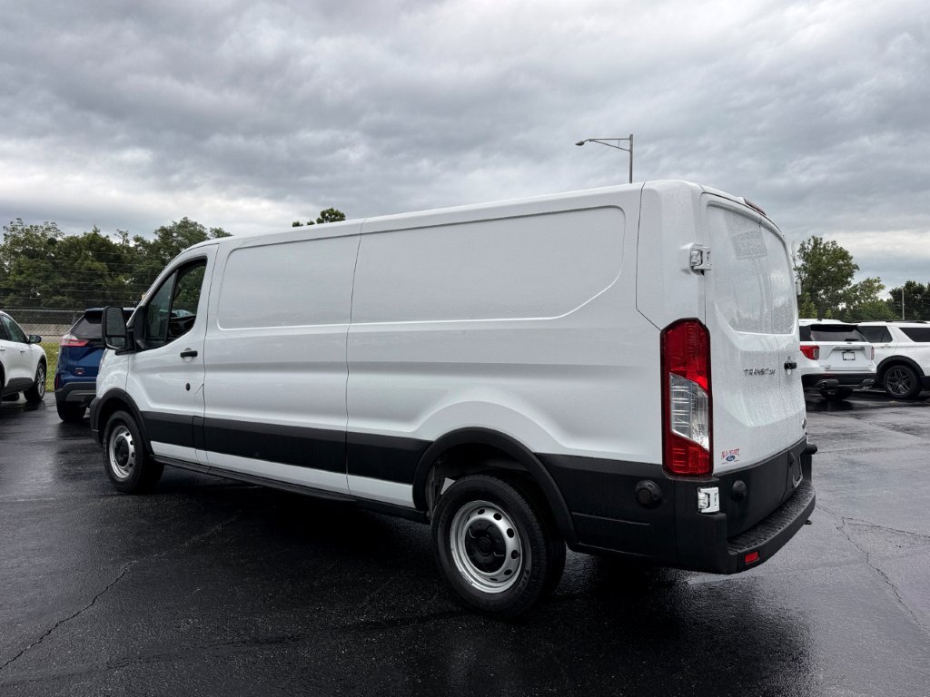 Used 2020 Ford Transit 250 Low Roof RWD image 4