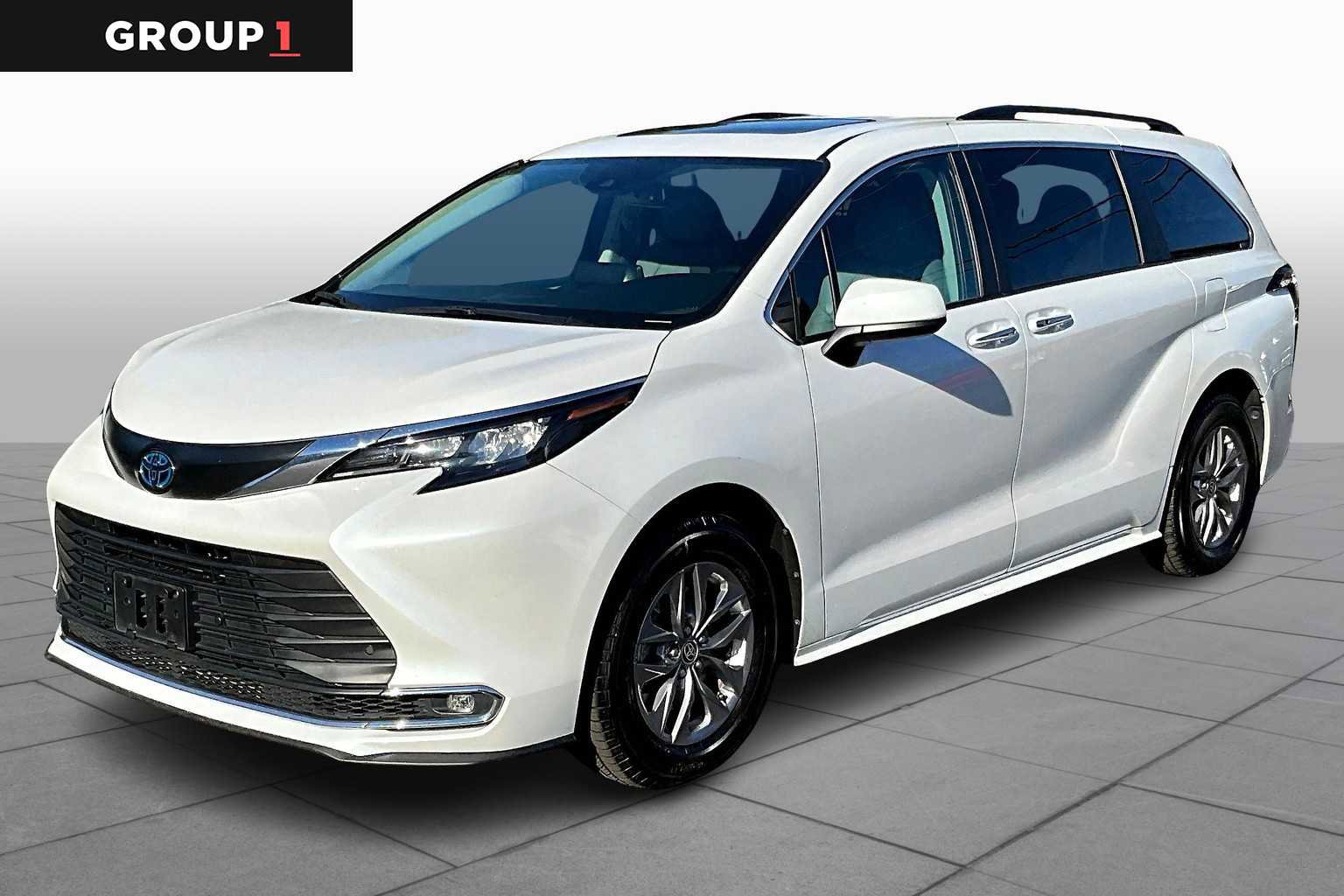 Used 2024 Toyota Sienna XLE