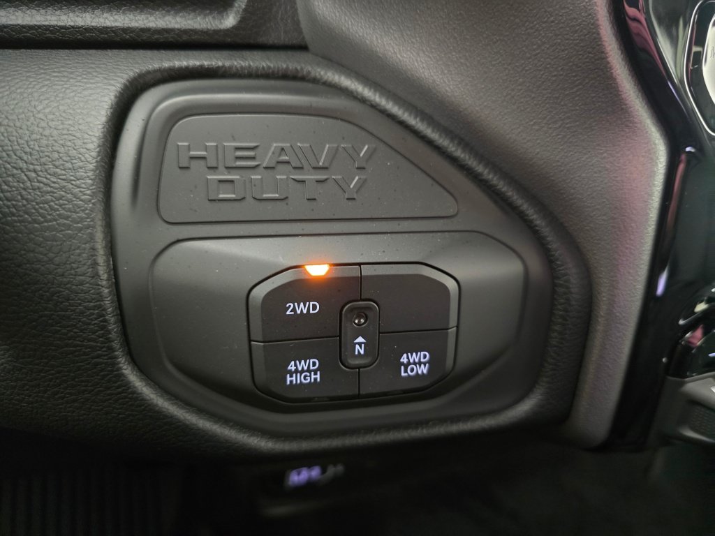 New 2026 RAM 3500 Big Horn AWD/4WD image 22