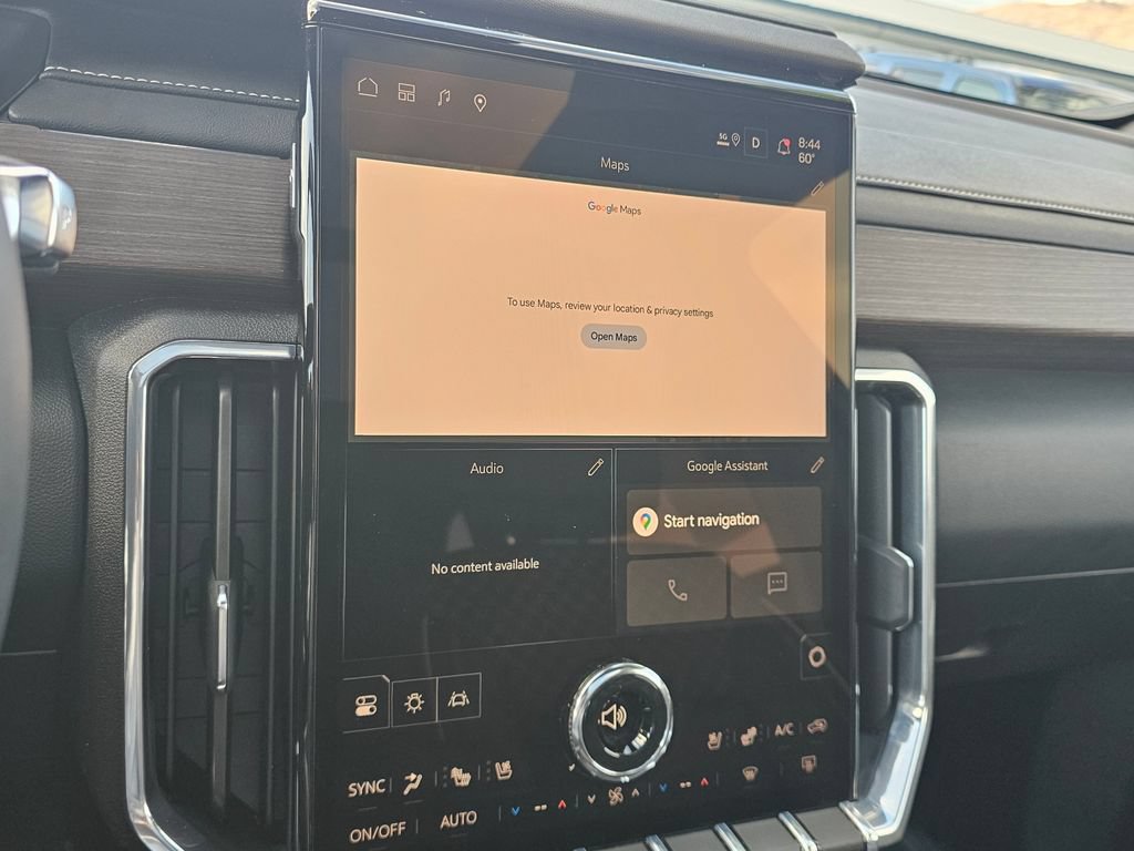 Certified 2025 GMC Acadia Denali w/ Super Cruise Package AWD/4WD image 34