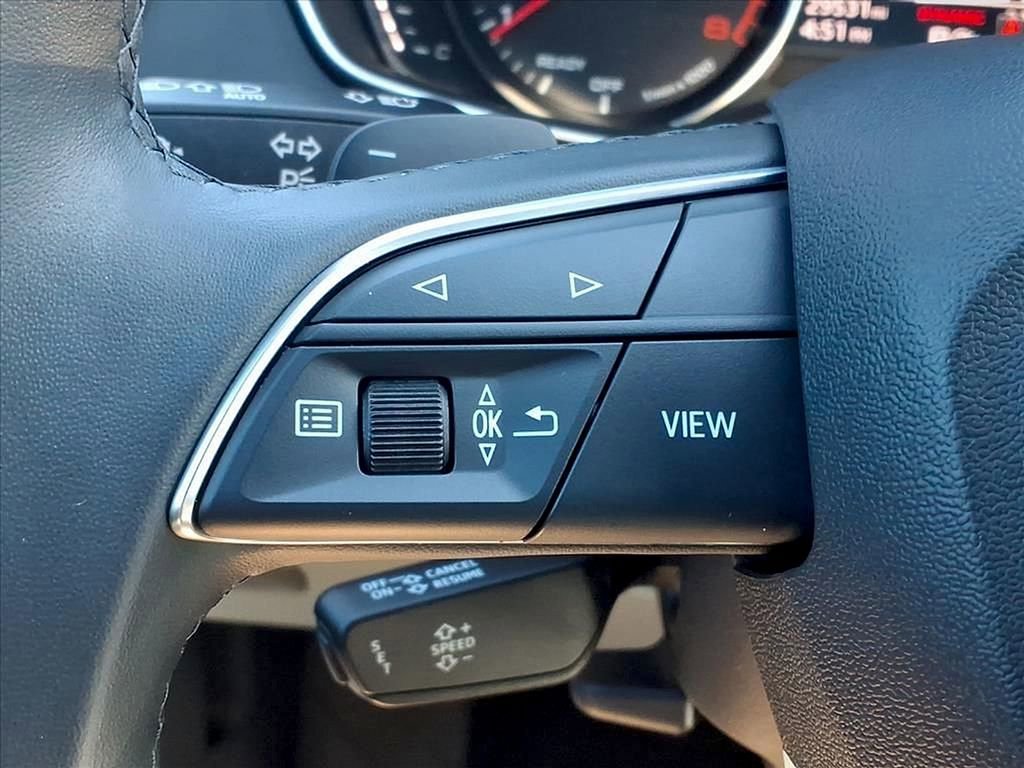 Used 2022 Audi Q5 2.0T Premium w/ Convenience Package image 12