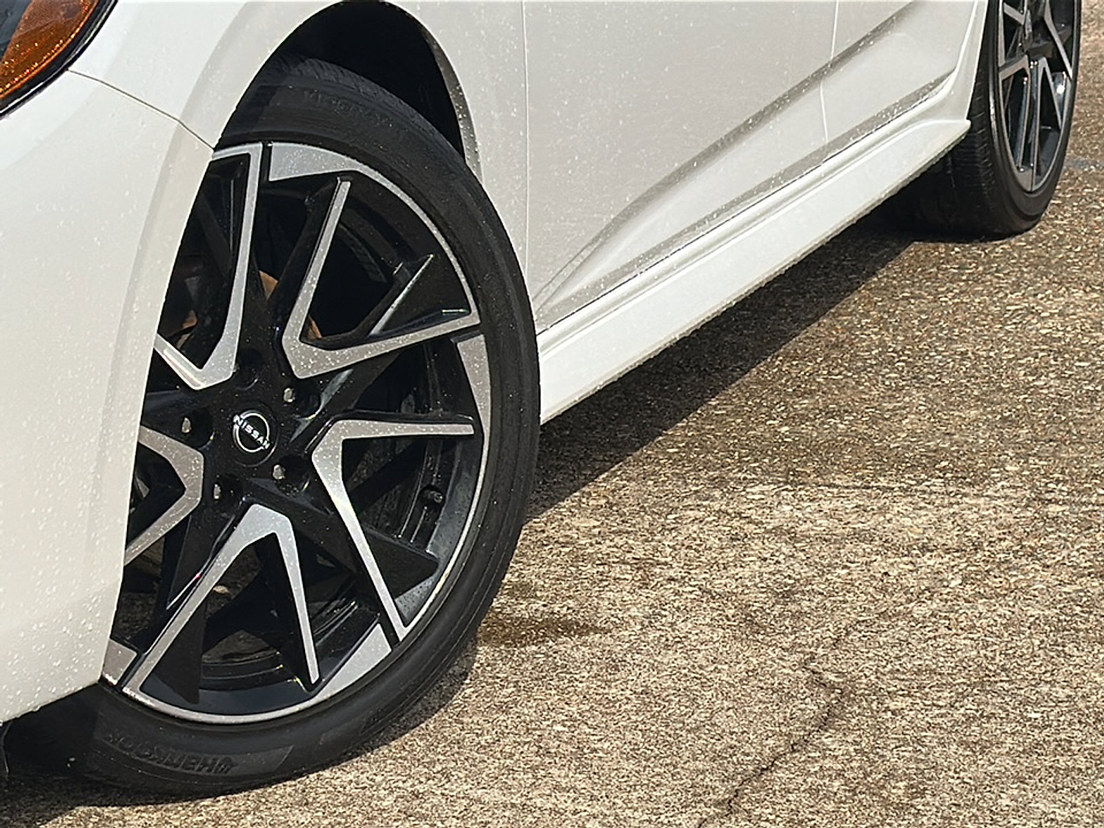 Certified 2024 Nissan Sentra SR w/ SR Premium Package image 3