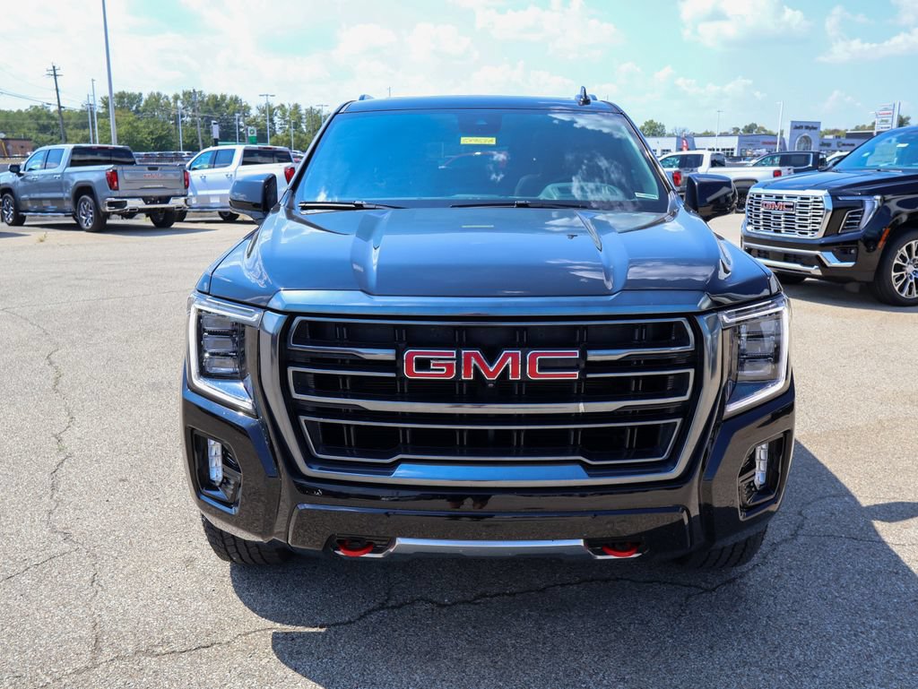 Used 2023 GMC Yukon XL AT4 w/ AT4 Premium Plus Package AWD/4WD image 34